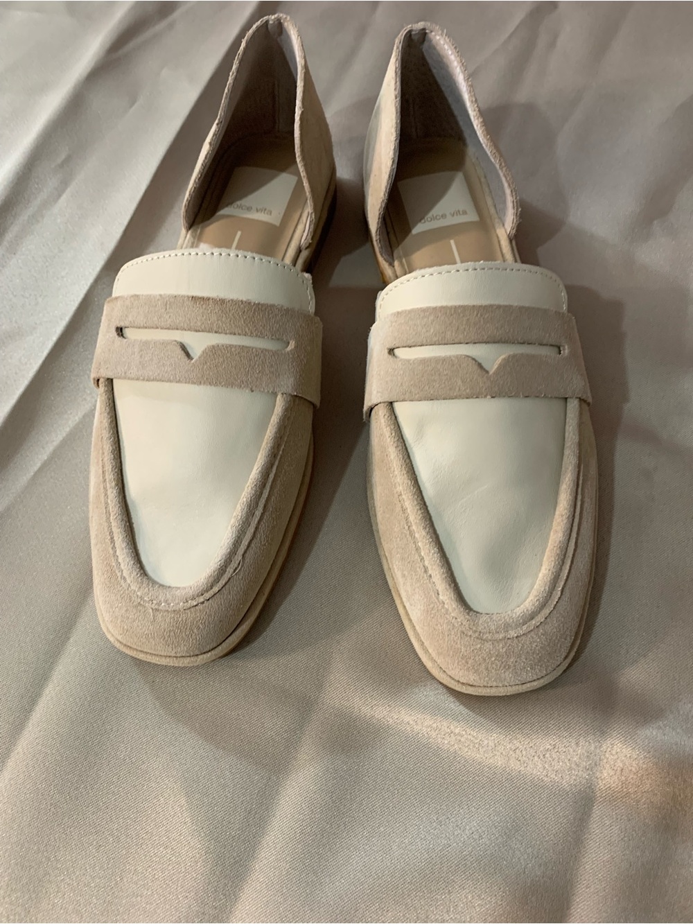 Dolce Vita Two-Tone Beige and Cream Suede Loafers  b1/12